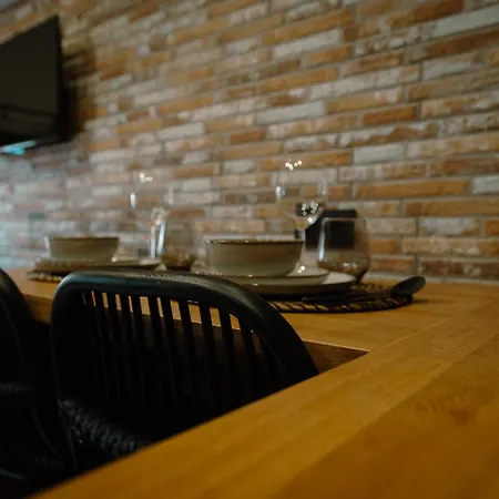 Le Pelerin Apartment *